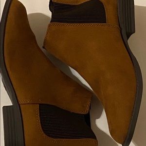 ankle boots brown tan color